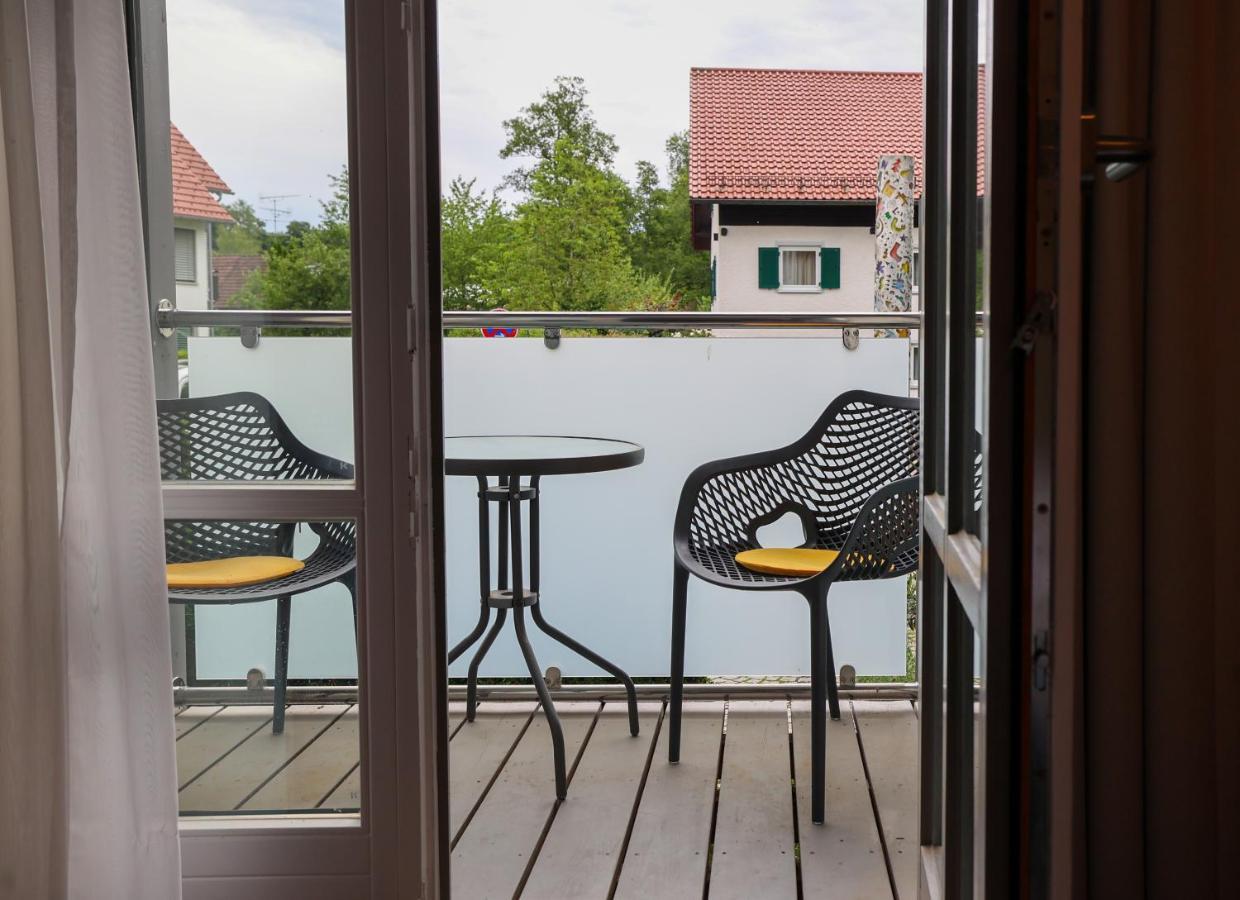 Sopherl Am See - Fruehstueck Auf Der Seeterrasse, Sehr Ruhig Und Wunderschoen Am See, 3 Minuten Nach Oberpfaffenhofen, Viele Radtouren, Restaurants & Cafes In Der Umgebung Weßling Extérieur photo